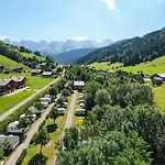 Kamp alanı Le Clos Du Pin *
